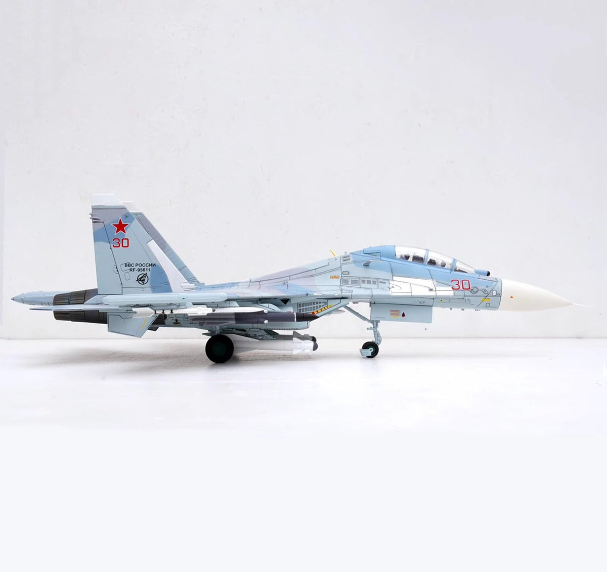 Military Fighter Alloy Die Cast Model, 1/72 Scale ВКС SU-30M2 Fighter Model, Adult Toys and Decorations, 12.2 x 8.3Inchs