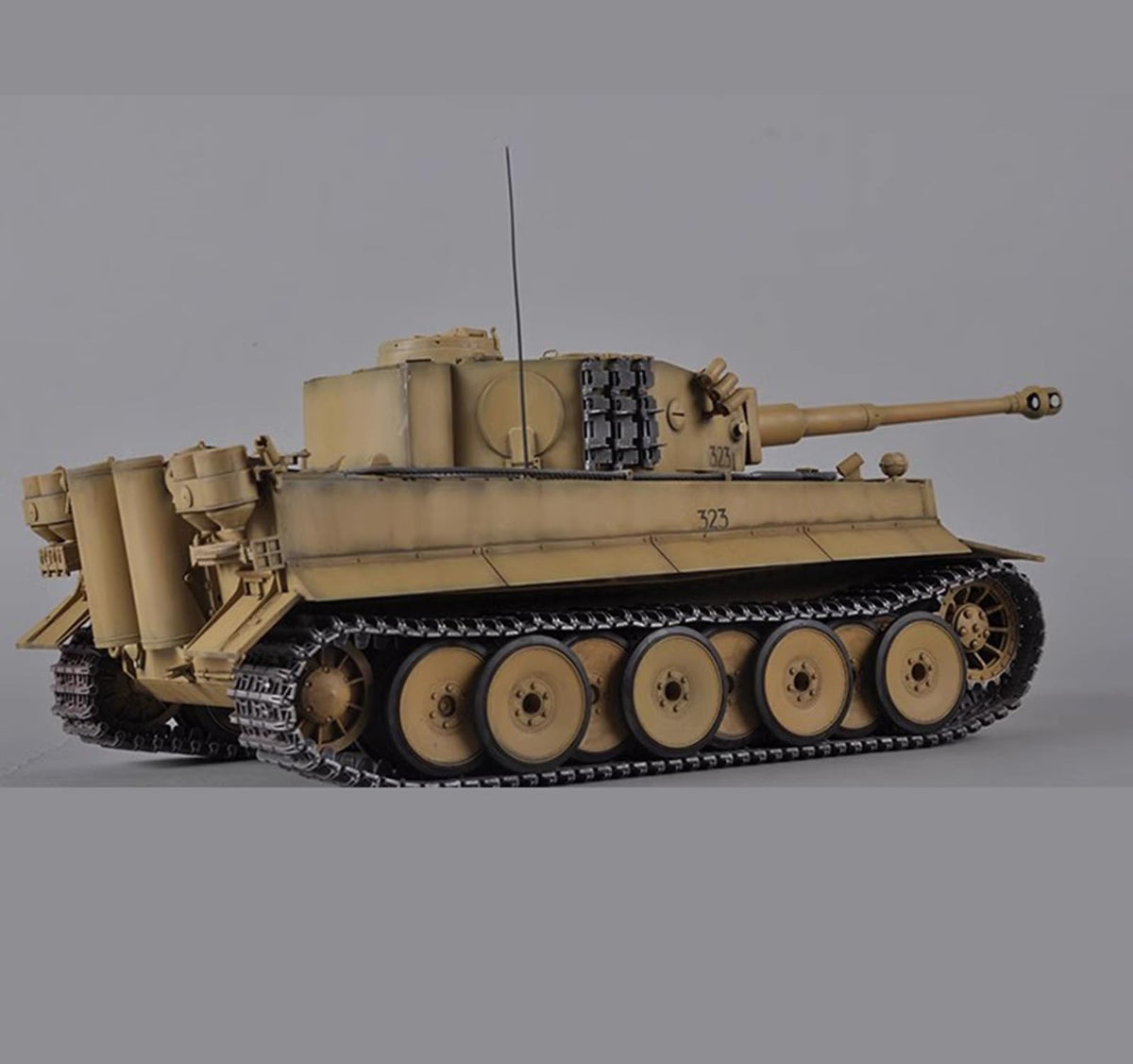 Tank 3D Puzzles Plastic Model Kits, 1/16 Scale German Pz.Kpfw VI Tiger 1 Tank Early Model, Adult Toys and Gift,21 x 8.8Inchs
