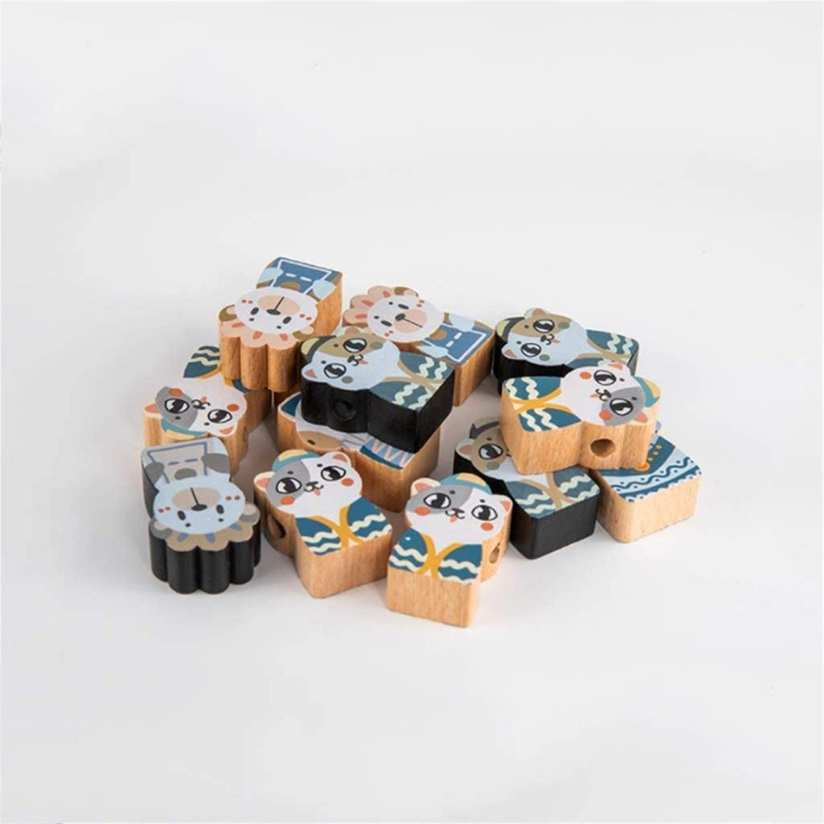 Chess Set Chessboard Beginner Children Solid Wood Chessboard Double Queen Cartoon Three-Dimensional Toy 11.8x0.3in Chess Set